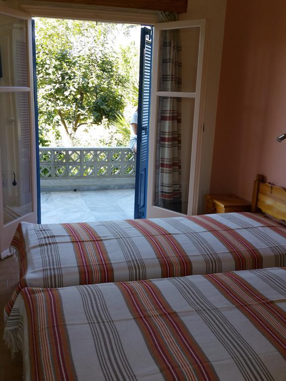 Guesthouse Karidia Skála Eresoú Dış mekan fotoğraf