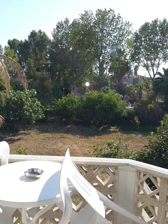 Guesthouse Karidia Skála Eresoú Dış mekan fotoğraf